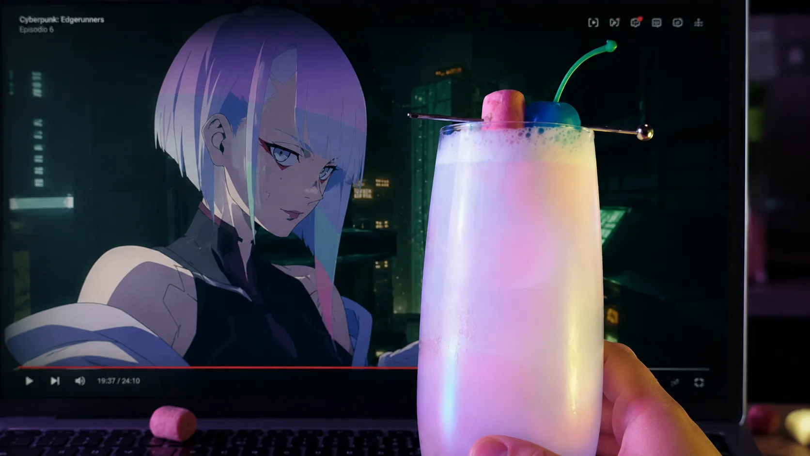 Lucy's Love Coctel